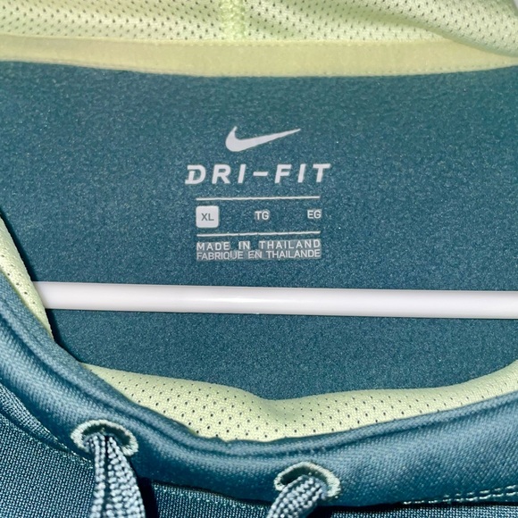 Nike Dri-Fit Hoodie - Picture 2 of 5